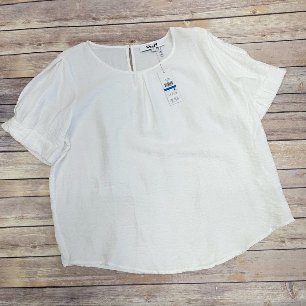 DKNY by Donna Karan Crinkle Roll Short Sleeve Crew Neck Top Ivory size XL